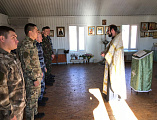 В храме святого Александра Невского молились о погибших при исполнении служебных обязанностей сотрудников
