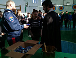 Благочинный Кашарского округа протоиерей Игорь Жевердан посетил казачью школу х. Панамарева в дни празднования Крещения Господня, и совершил чин освящение школы