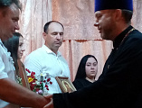 Ко Дню семьи, любви и верности протоиерей Роман Мясников поздравил семейные пары, прожившие в любви многие годы