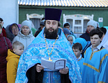 Преосвященнейший епископ Симон совершил чин освящения малой звонницы при храме Архистратига Михаила поселка Каменоломни
