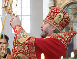 Епископ Шахтинский и Миллеровский Симон в четверг Светлой седмицы совершил праздничное богослужение в храме Покрова Пресвятой Богородицы г. Красный Сулин