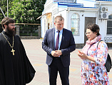 На Соборной площади в городе Шахты открылась православная выставка-ярмарка «Торжество Православия»