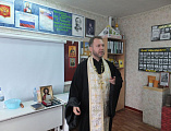 Протоиерей Роман Мясников провел молебны на начало учебного года в хут. Усьман, пос. Отрадный и хут. Арпачин