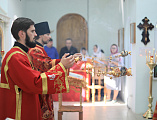 В престольный день Преосвященнейший епископ Симон совершил Божественную литургию в храме святого великомученика Георгия Победоносца пос. Новозарянский