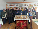 Молитва вместе с беженцами Донбасса и казаками совершена в храме святых Константина и Елены хутора Малая Каменка