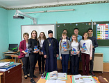 В преддверии праздников иерей Игорь Лосев посетил школу ст. Калитвенской