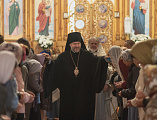 В Лазареву субботу епископ Шахтинский и Миллеровский Симон совершил Божественную литургию в храме святого князя Владимира города Шахты