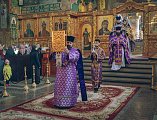 В Неделю Торжества Православия Преосвященнейший епископ Симон совершил Божественную литургию святителя Василия Великого в Покровском кафедральном соборе г. Шахты