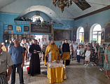 В храмах Александровск-Грушевского благочиния благословили детей на начало нового учебного года