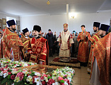 В престольный праздник Преосвященнейший епископ Симон совершил Божественную литургию в храме святой блаженной Матроны Московской г. Донецка
