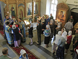 Клирики Ростовской и Шахтинской епархий архиерейским богослужением молитвенно отметили память Донской иконы Божией Матери в г. Новошахтинске