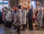 В престольный день Преосвященнейший епископ Симон совершил Божественную литургию в храме святителя Николая города Шахты