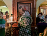 Праздничную Литургию по случаю престольного дня храма святой Ксении Петербургской города Шахты возглавил Преосвященнейший епископ Симон