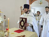 Епископ Шахтинский и Миллеровский Симон совершил Божественную литургию в храме блаженной Матроны Московской г. Донецка
