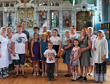 В храме Архангела Михаила п. Каменоломни прошла очередная встреча с родителями и детьми из региональной общественной организацией семей, воспитывающих детей с особенностями развития «Ветер перемен»