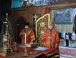 В день памяти перенесения мощей святителя Николая из Мир Ликийских в Бар Преосвященнейший епископ Симон совершил Божественную литургию в Покровском кафедральном соборе г. Шахты