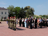 В Октябрьском районе прошло торжественное возложение цветов,﻿ посвященное 80-й годовщине победы в Великой Отечественной войне