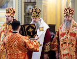 Преосвященнейший епископ Симон с сонмом архипастырей совершил Божественную литургию в Ростовском кафедральном соборе Рождества Пресвятой Богородицы