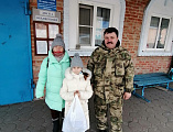 В храме Донской иконы Божьей Матери оказывается помощь беженцам Донбасса