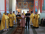 Преосвященнейший епископ Симон совершил Литургию и чин присоединения к Православной Церкви временно от нее отпавших христианин в храме Покрова Богородицы г. Каменск-Шахтинский