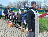 Иерей Евгений Поцелуев посетил православные общины хуторов Веселая Бахмутовка и Керчик-Савров