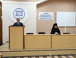 Удостоверения о повышении квалификации духовенство Шахтинской епархии получило из рук епископа Шахтинского и Миллеровского Симона и директора ИСОиП (филиала) ДГТУ в г. Шахты С.Г. Страданченко