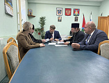 Епископ Шахтинский и Миллеровский Симон провел рабочую встречу с Главой Администрации Багаевского района