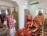 Преосвященнейший епископ Симон совершил Божественную литургию в храме святой Анны Кашинской города Каменск-Шахтинский