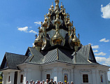 Паломническая группа жителей станицы Вешенской во главе с иереем Романом Митяшиным посетила Усть-Медведицкий Спасо-Преображенский женский монастырь г. Серафимович Волгоградской области