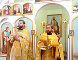 В храме святого праведного Иоанна Кронштадтского г. Шахты совершилось праздничное богослужение в честь престольного дня