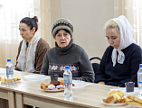 Епископ Симон встретился с семьями участников СВО