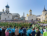 В день памяти преподобного Сергия Радонежского епископ Симон сослужил Предстоятелю Русской Церкви в Троице-Сергиевой лавре