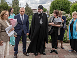 При Покровском кафедральном соборе города Шахты вновь открылась фотовыставка «Семья героя. Шахты»