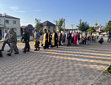 От Верхнего Дона до Спасо-Преображенского монастыря Волгоградской области – Преосвященнейший епископ Симон возглавил крестный ход из станицы Боковской