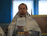 Преосвященнейший епископ Симон совершил Божественную литургию в храме Покрова Пресвятой Богородицы г. Новошахтинска