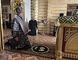 Епископ Шахтинский и Миллеровский Симон совершил Литургию Преждеосвященных Даров в храме великомученицы Екатерины города Красный Сулин