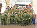 Каменск-шахтинским кадетам казачьей военной гимназии вручены удостоверения. Кадет поздравил духовник иерей Олег Выборов