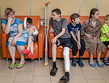 В Международный день защиты детей поздравили пациентов детской городской больницы
