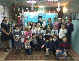 Воспитанники воскресной школы «Исток» при храме Покрова Пресвятой Богородицы г. Шахты поздравили прихожан с Рождеством Христовым