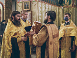 В Покровском кафедральном соборе г. Шахты совершен Новогодний молебен на благословение грядущего года