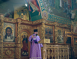 В Неделю Торжества Православия Преосвященнейший епископ Симон совершил Божественную литургию святителя Василия Великого в Покровском кафедральном соборе г. Шахты