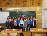 Директор воскресной школы «Радость» при храме Почаевской иконы Божией Матери провела беседу с учащимися школы № 6 г. Каменск-Шахтинский на тему «Александр Невский: подвиг за веру и Отечество»