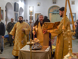 Накануне дня памяти святителя Николая Чудотворца епископ Симон совершил всенощное бдение в Никольском храме поселка Аюта