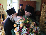 С 80-летним юбилеем и 40-летием со дня хиротонии Преосвященнейший епископ Симон поздравил протоиерея Николая Мельникова, настоятеля храма Вознесения Господня ст. Красюковской