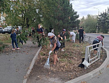 В Свято-Покровском храме города Шахты состоялся субботник и молебен о сохранении творения Божия