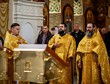 В храмах Шахтинской епархии совершились торжественные богослужения по случаю 15-летия образования Донской митрополии