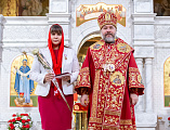 Праздник Светлого Христова Воскресения в Покровском кафедральном соборе города Шахты продолжился великой вечерней