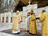 Преосвященнейший епископ Симон совершил диаконскую хиротонию за Божественной литургией в Покровском кафедральном соборе города Шахты