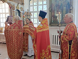 Престольный праздник в честь апостола и евангелиста Иоанна Богослова встретили в храме Архистратига Михаила