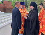 Впервые в Шахтинской епархии совершена Божественная литургия архиерейским чином с сурдопереводом в храме Покрова Пресвятой Богородицы г. Каменск-Шахтинский